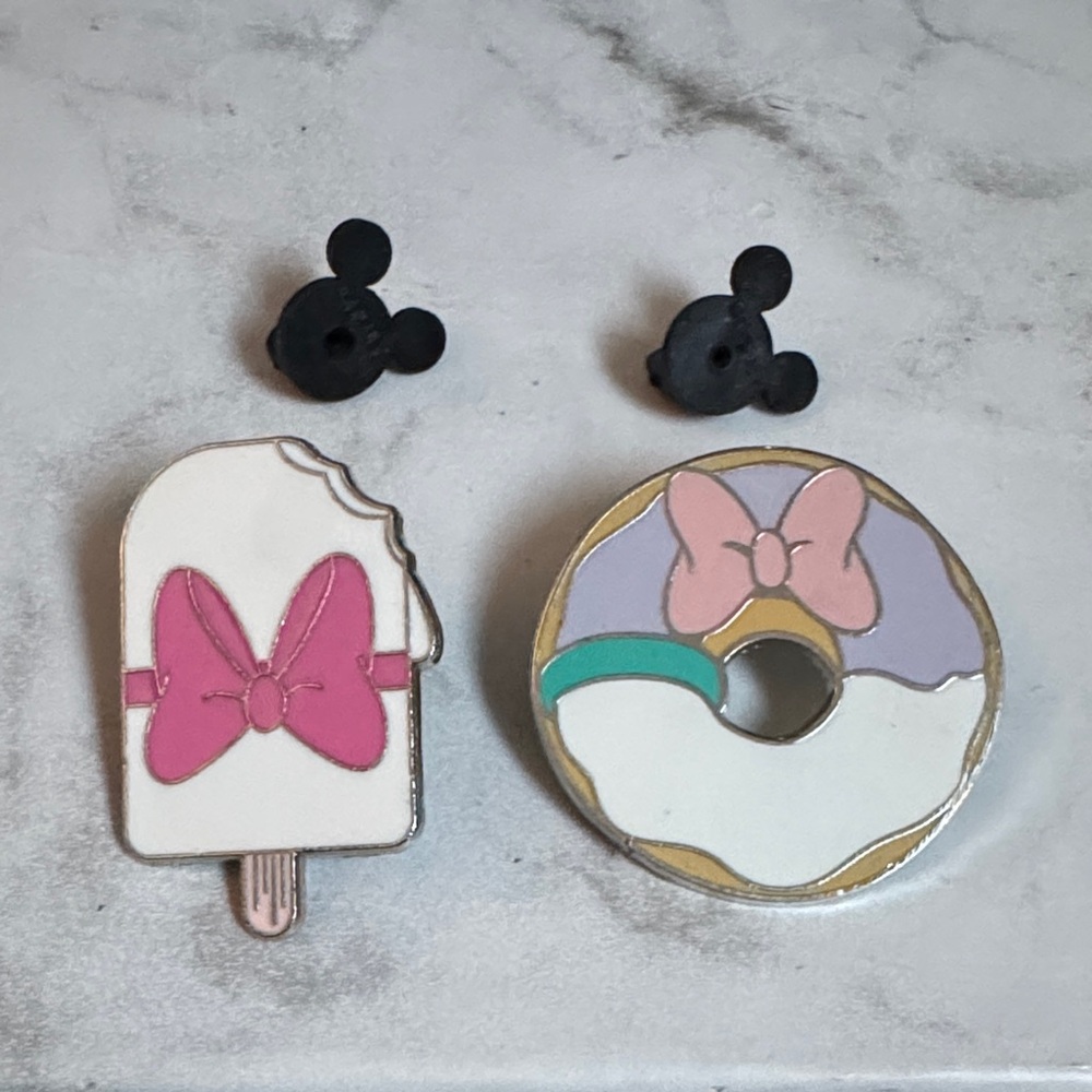Disney Daisy Duck Popsicle and Donut Pin Set